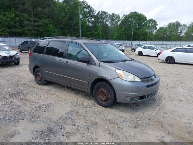  Salvage Toyota Sienna