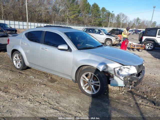  Salvage Dodge Avenger