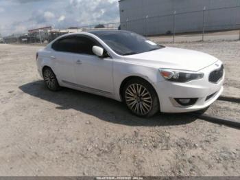  Salvage Kia Cadenza