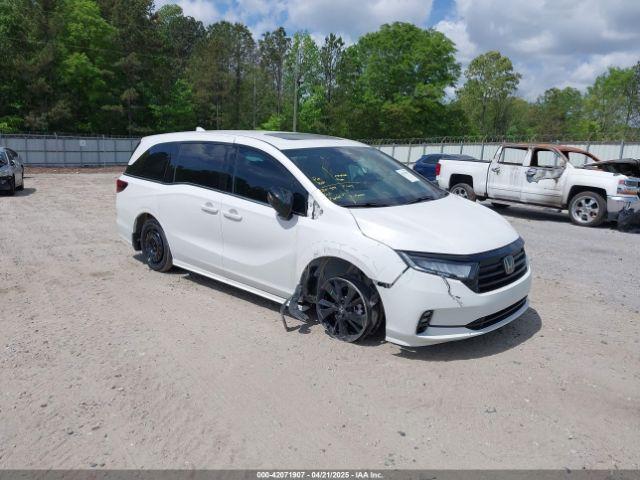  Salvage Honda Odyssey