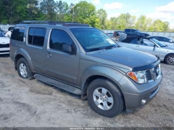  Salvage Nissan Pathfinder