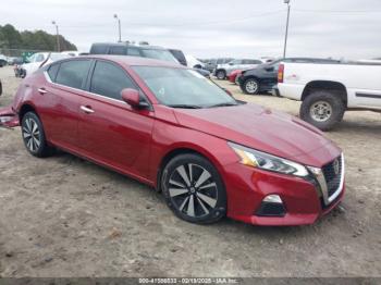  Salvage Nissan Altima