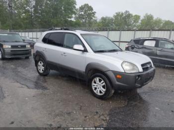  Salvage Hyundai TUCSON
