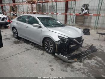  Salvage Nissan Altima