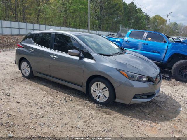  Salvage Nissan LEAF