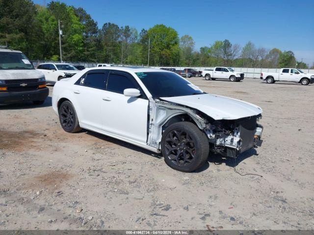  Salvage Chrysler 300