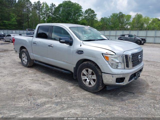  Salvage Nissan Titan