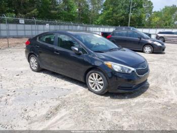  Salvage Kia Forte