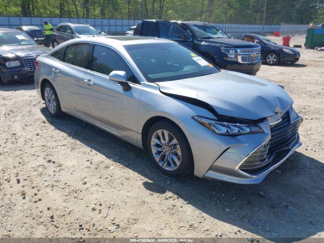  Salvage Toyota Avalon