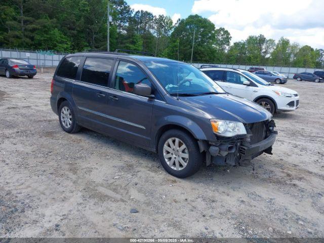  Salvage Chrysler Town & Country