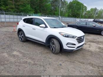  Salvage Hyundai TUCSON