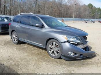  Salvage Nissan Pathfinder
