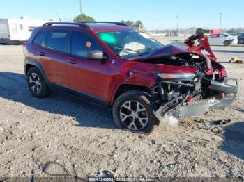  Salvage Jeep Cherokee