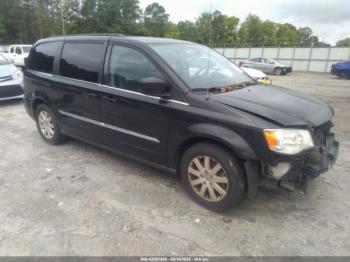  Salvage Chrysler Town & Country