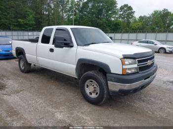  Salvage Chevrolet Silverado 2500