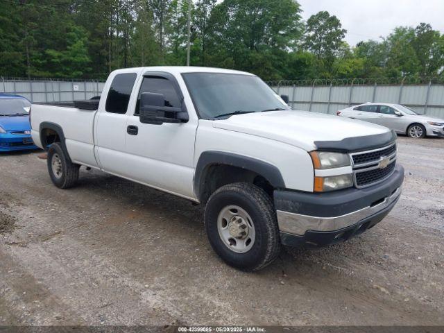  Salvage Chevrolet Silverado 2500