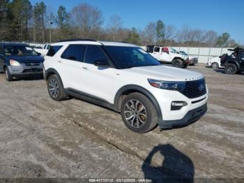  Salvage Ford Explorer