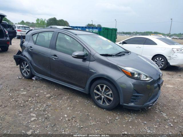  Salvage Toyota Prius c