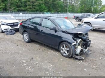  Salvage Nissan Versa