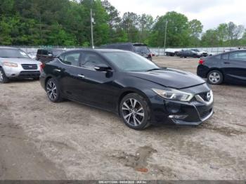  Salvage Nissan Maxima