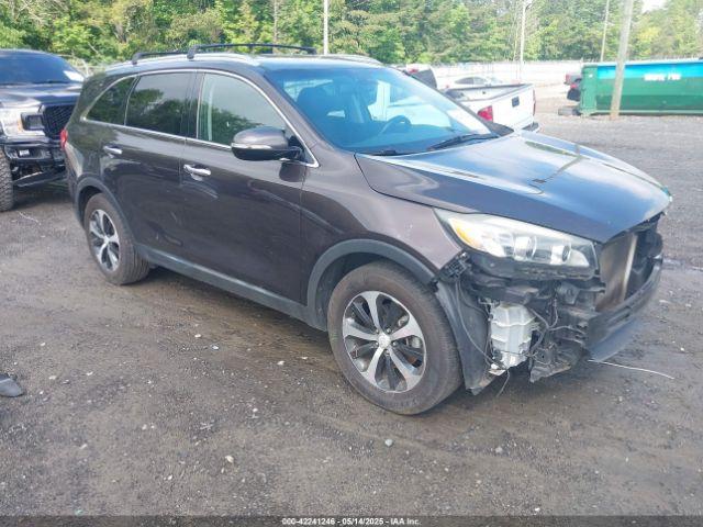  Salvage Kia Sorento