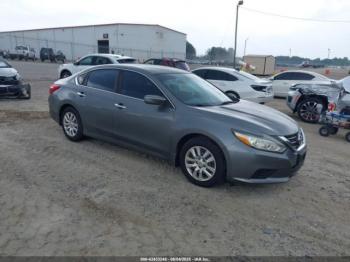  Salvage Nissan Altima