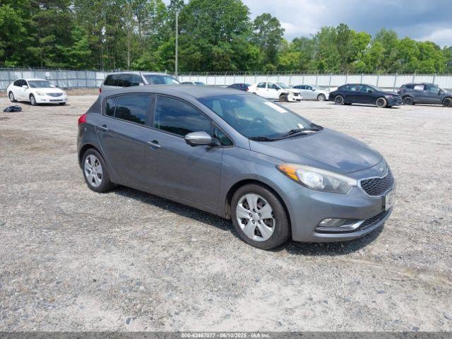  Salvage Kia Forte