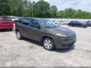  Salvage Jeep Cherokee