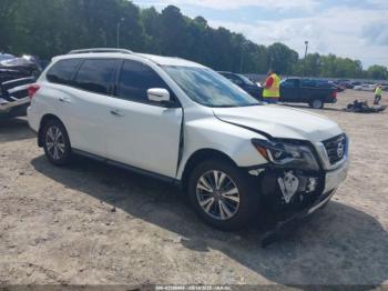  Salvage Nissan Pathfinder