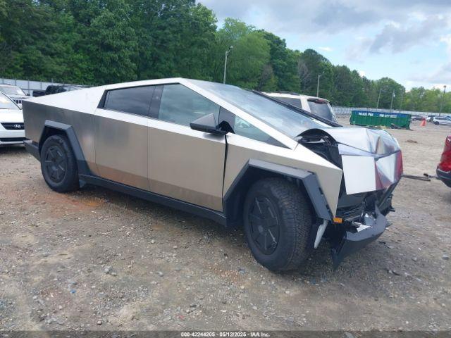  Salvage Tesla Cybertruck