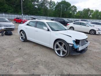  Salvage Chrysler 300