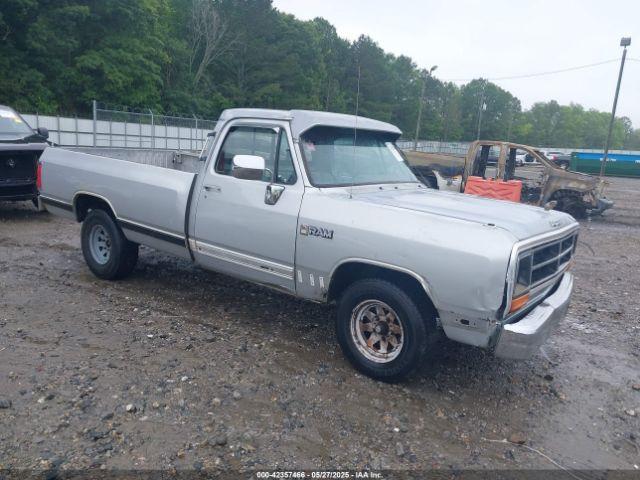  Salvage Dodge D-series