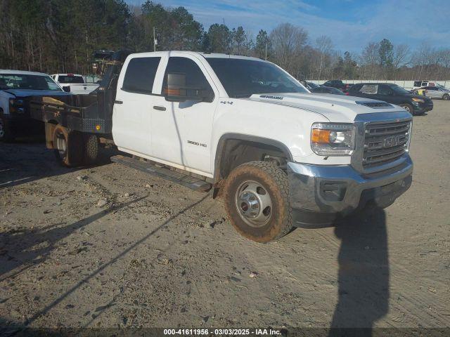  Salvage General Motors Sierra 3500hd Chassis