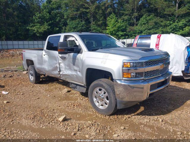  Salvage Chevrolet Silverado 2500