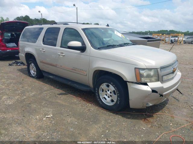  Salvage Chevrolet Suburban 1500