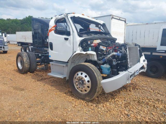  Salvage Freightliner M2 106