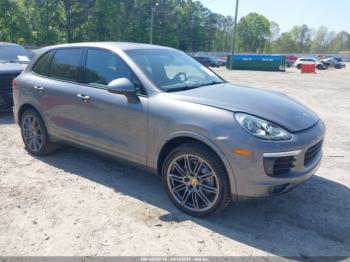  Salvage Porsche Cayenne