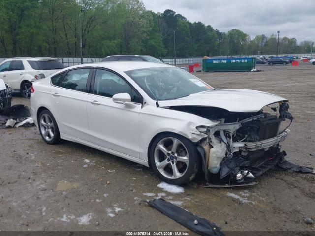  Salvage Ford Fusion