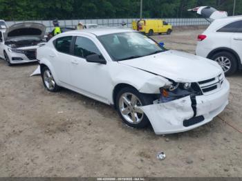  Salvage Dodge Avenger