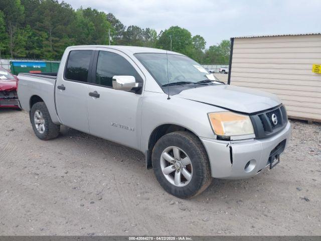  Salvage Nissan Titan