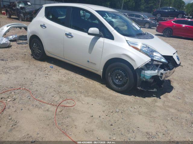  Salvage Nissan LEAF