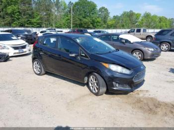  Salvage Ford Fiesta