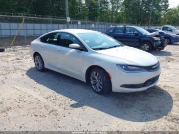  Salvage Chrysler 200