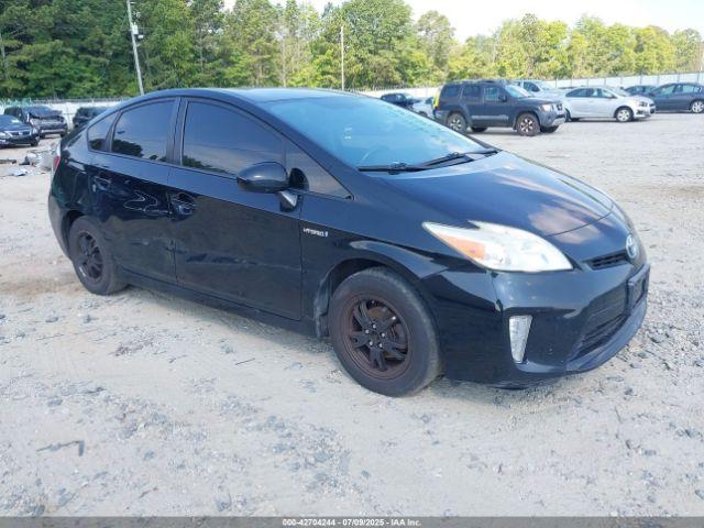  Salvage Toyota Prius