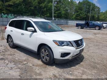  Salvage Nissan Pathfinder