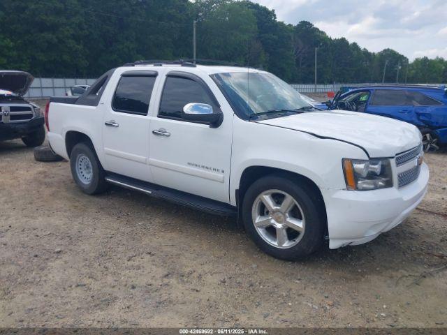  Salvage Chevrolet Avalanche 1500