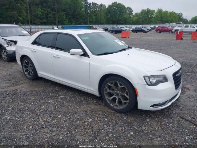  Salvage Chrysler 300