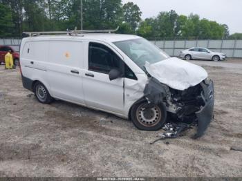  Salvage Mercedes-Benz Metris
