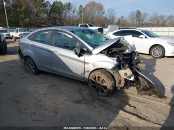  Salvage Ford Fiesta