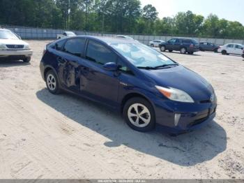  Salvage Toyota Prius